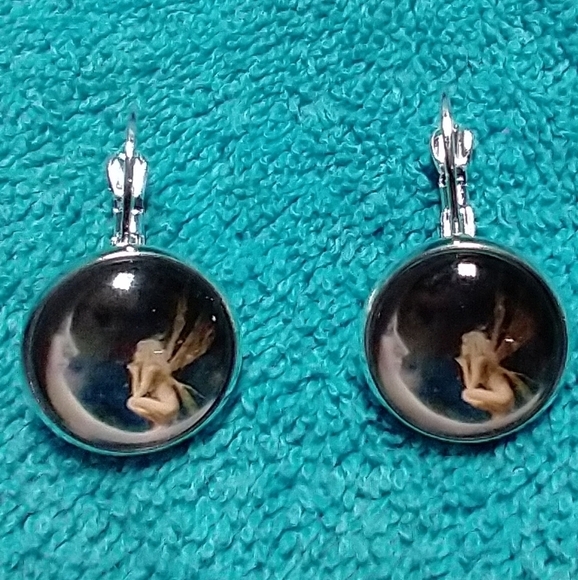 Silvertone moon fairy wire lever earrings - Picture 1 of 4